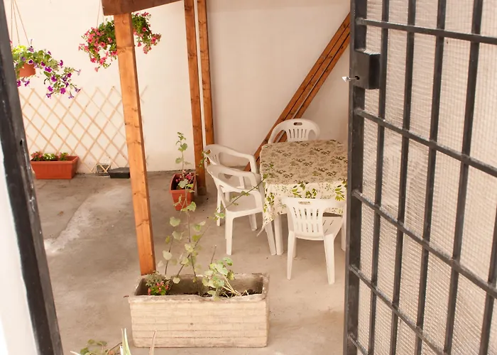 Dandi Domus 3*