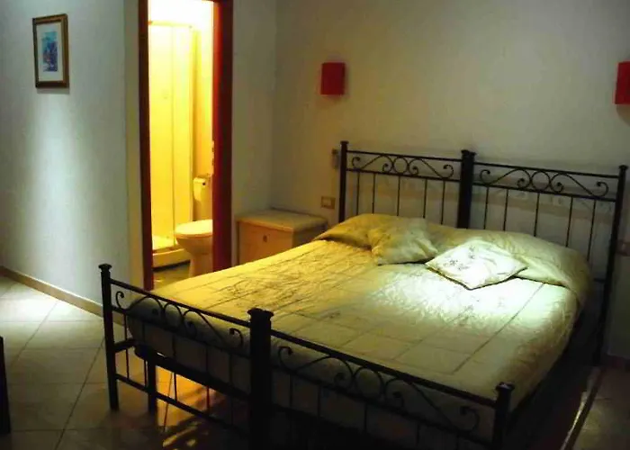 Dandi Domus Konukevi 3*